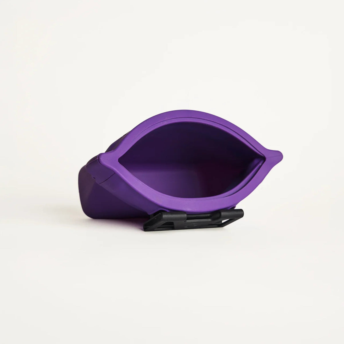 Dog Treat Pouch Standard Ultimate - Aubergine 16 Oz - Voilà Pets - La Maison Mou