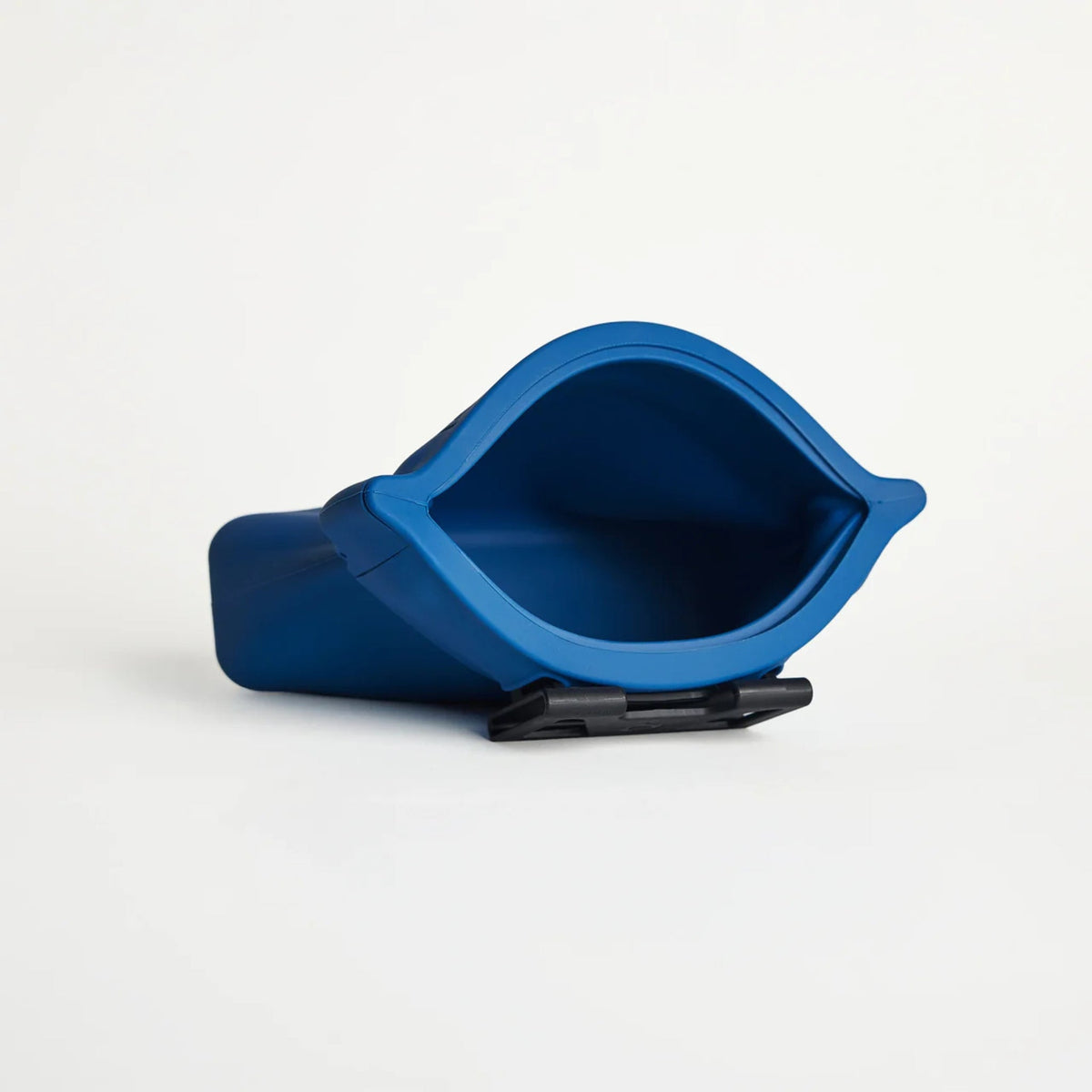 Dog Treat Pouch Ultimate Large – Cobalt 24 Oz - Voilà Pets - La Maison Mou