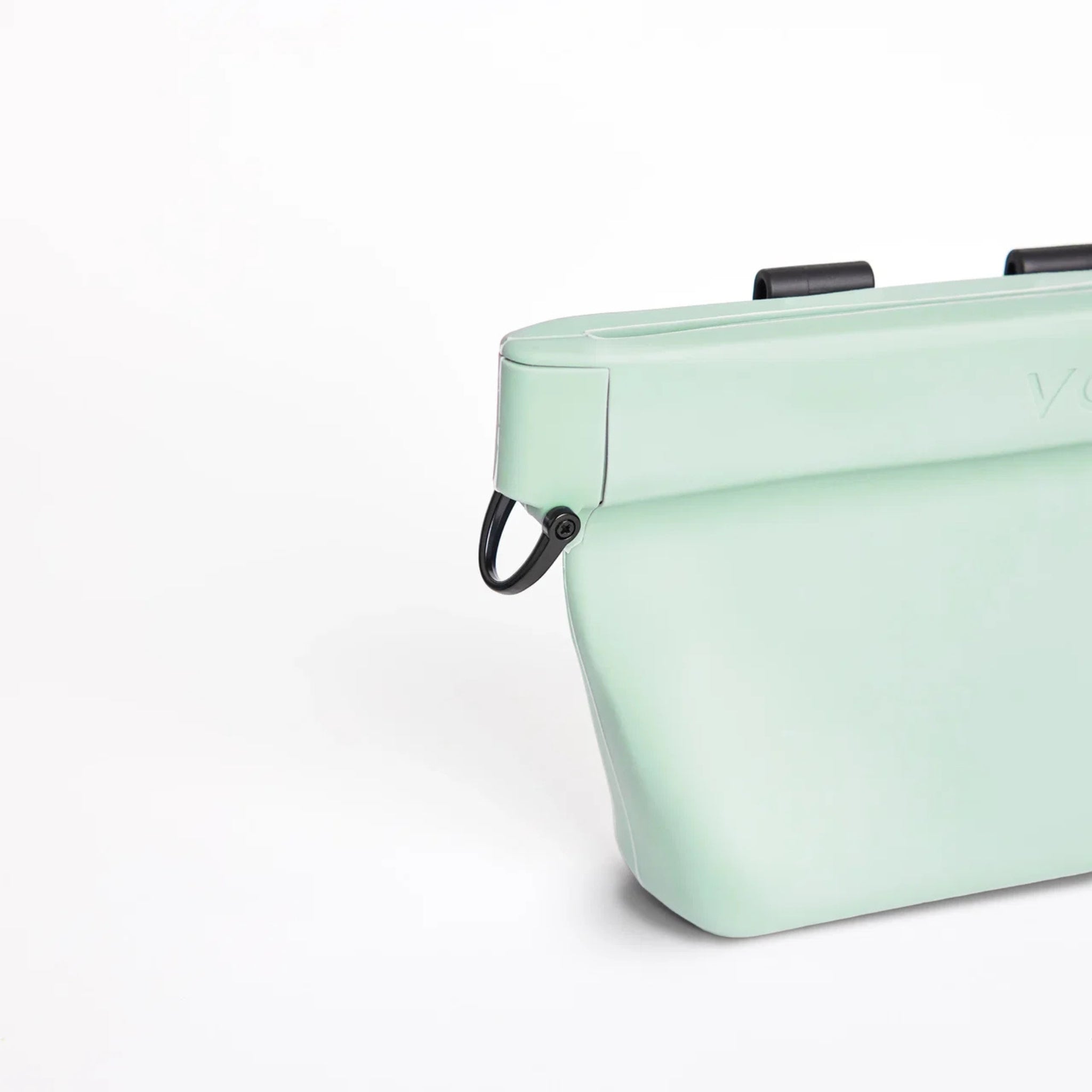 Close-up of the attachment D-ring on the VoilaPets Ultimate Treat Pouch in Mint