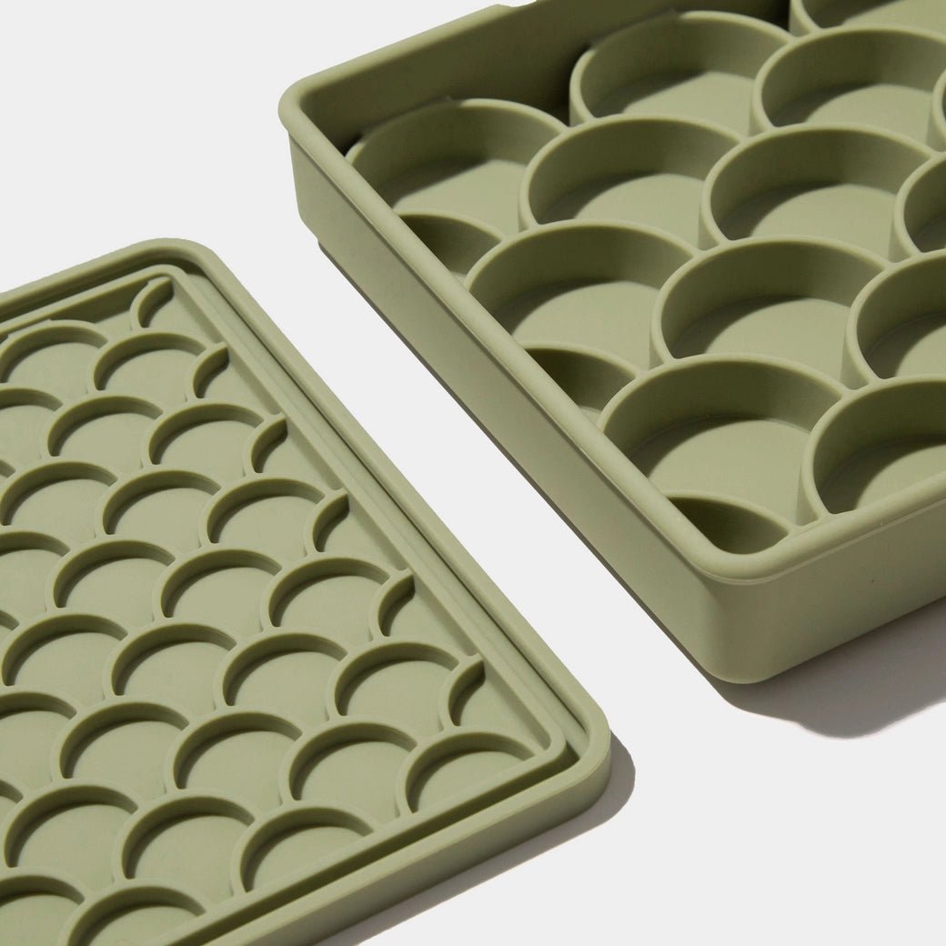 Dog Slow Feeder - 3 - in - 1 Fish Scale Olive - Dogged - La Maison Mou