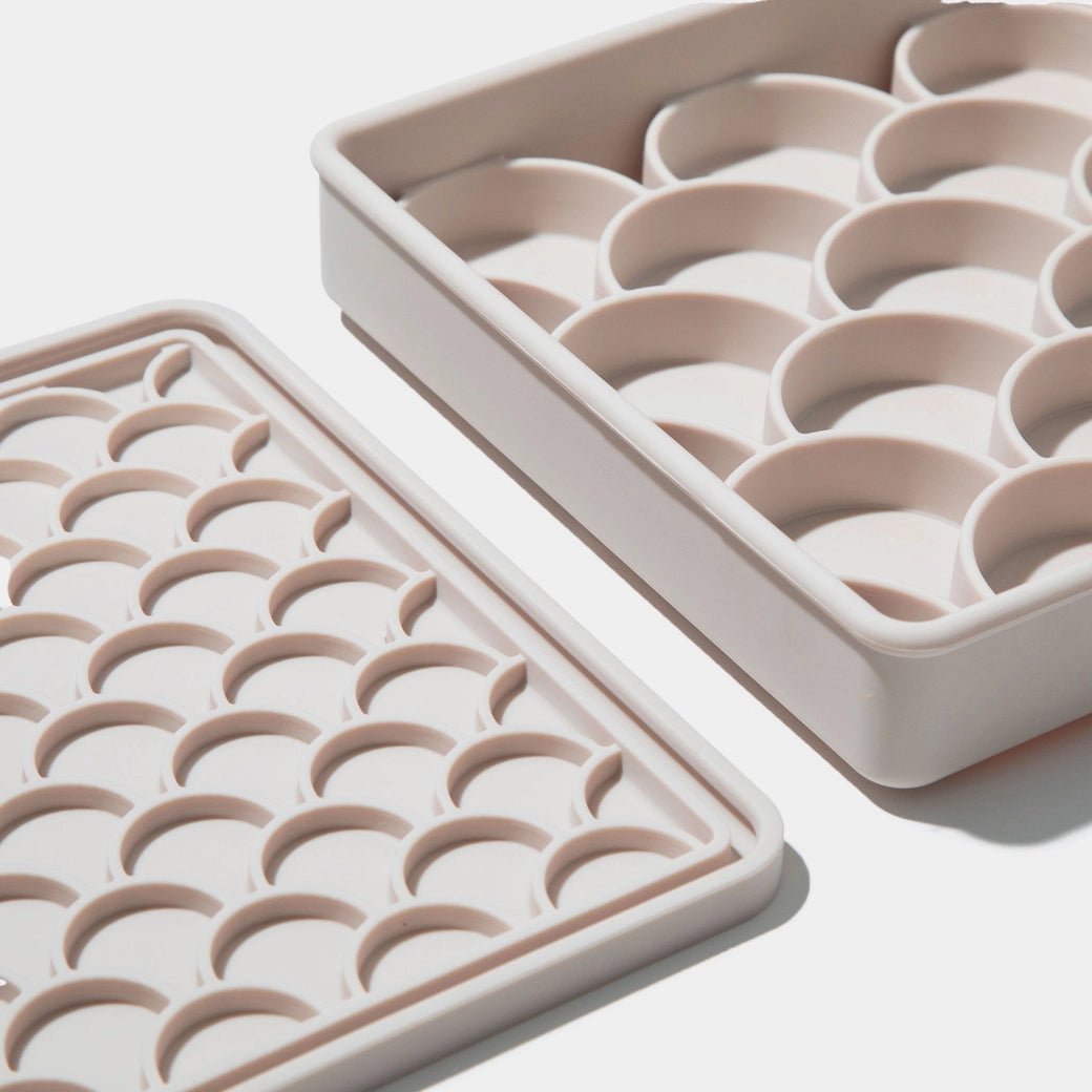 Dog Slow Feeder - 3 - in - 1 Fish Scale Sand - Dogged - La Maison Mou