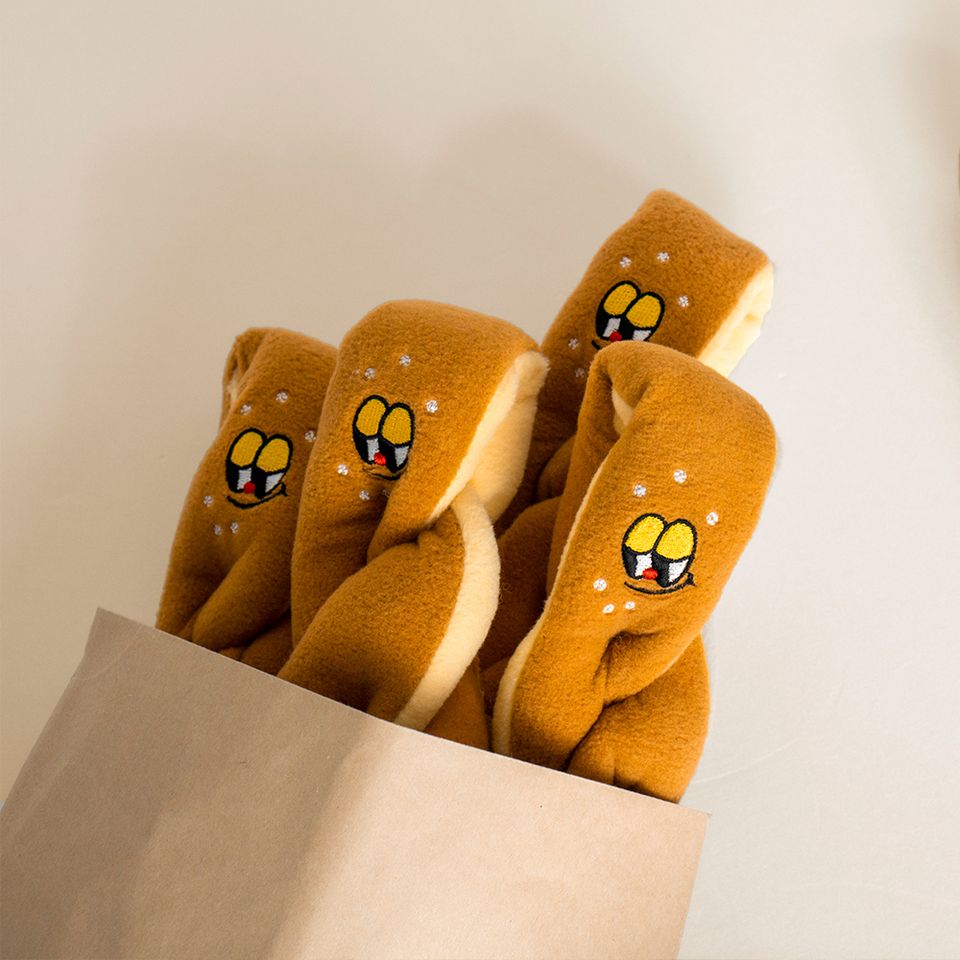 Dog Toy - Twisted Bread - Dingdog - La Maison Mou