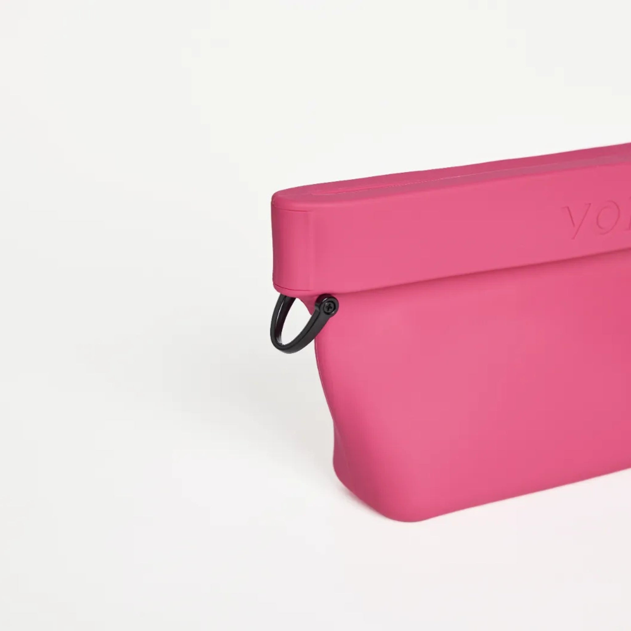 Dog Treat Pouch Mini Ultimate - Fuchsia 12 Oz - Voilà Pets - La Maison Mou