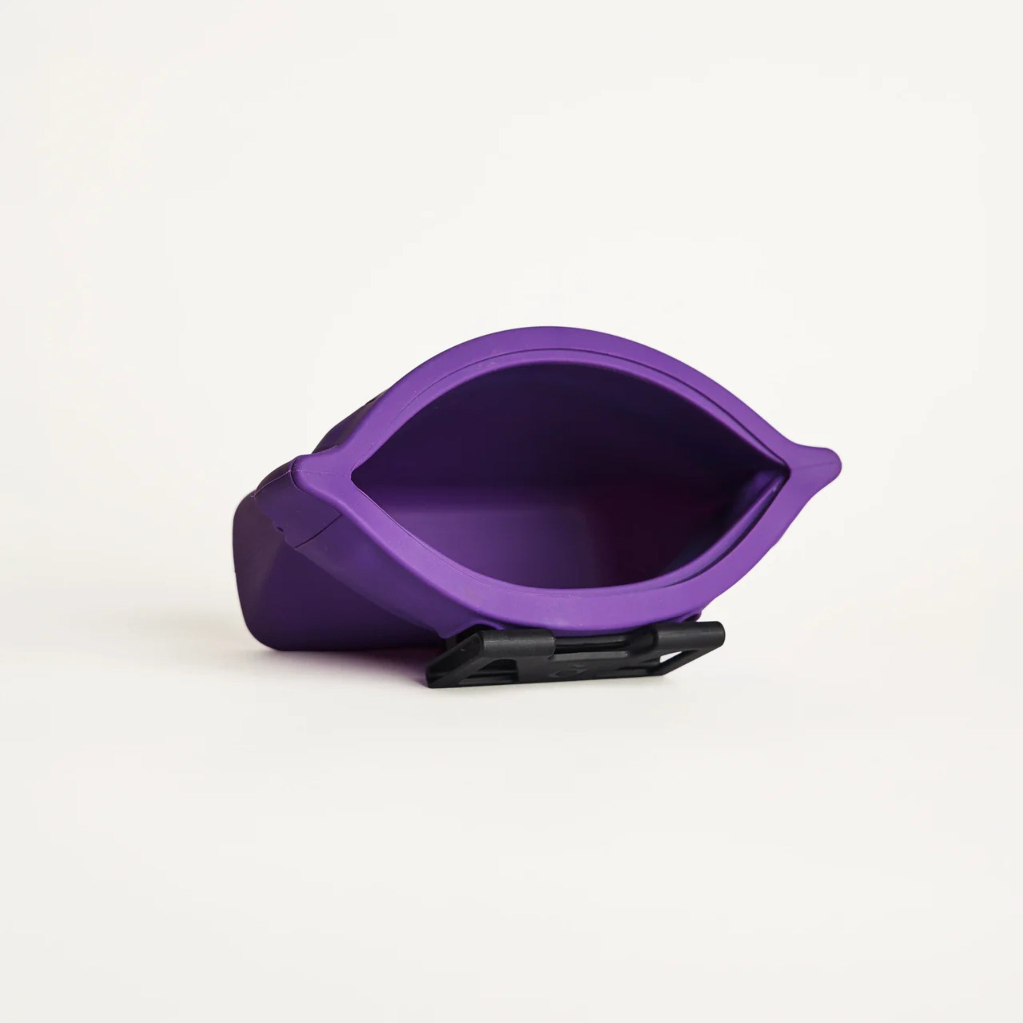 Dog Treat Pouch Standard Ultimate - Aubergine 16 Oz - Voilà Pets - La Maison Mou