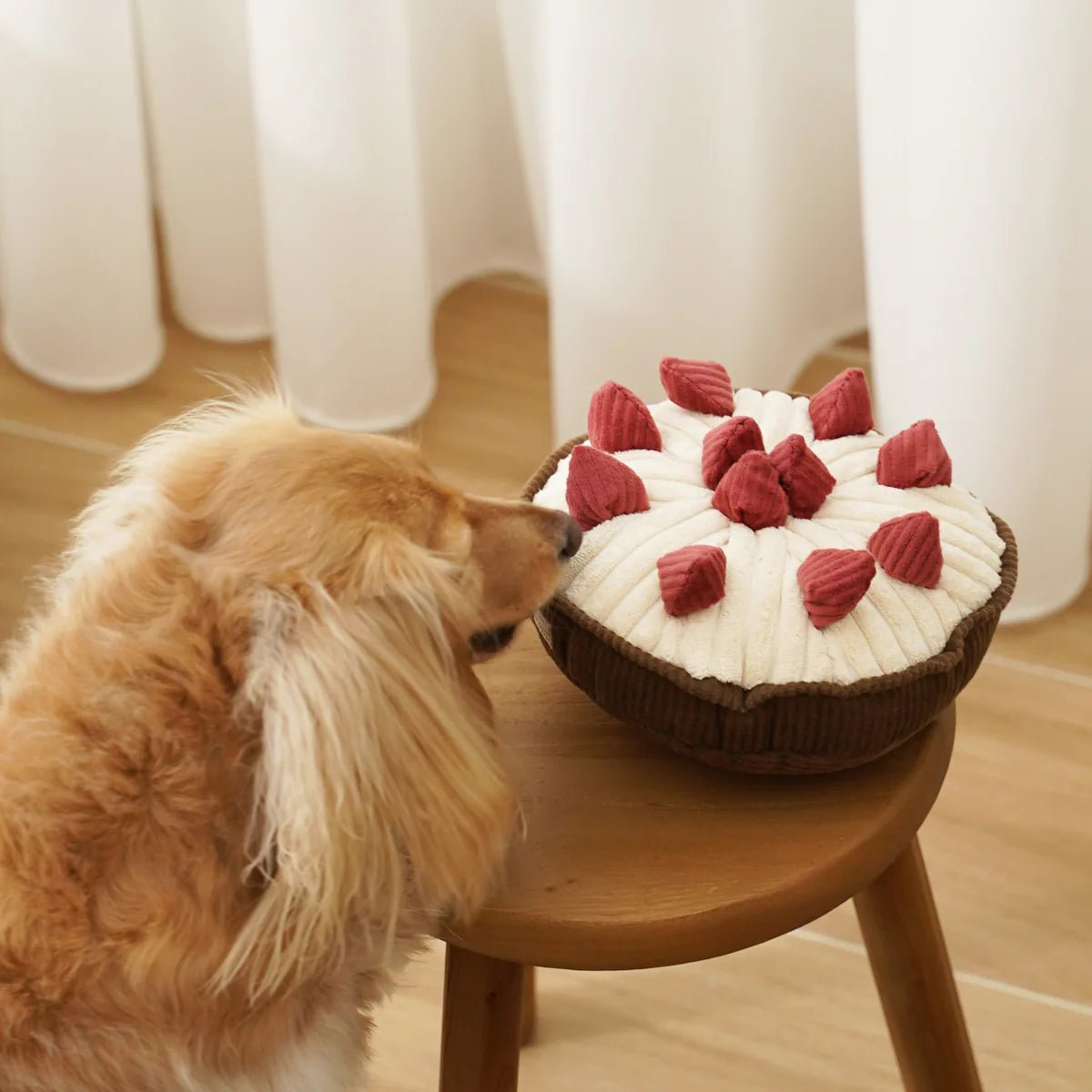 Enrichement Dog Toy - Berry Pie - Lambwolf Collective - La Maison Mou