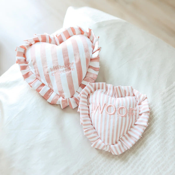 ◎【新品紙タグ付】MAISON MARBLE Poodle Fur Coat Enrichement Dog Toy - Sweetheart - Lambwolf | La Maison Mou
