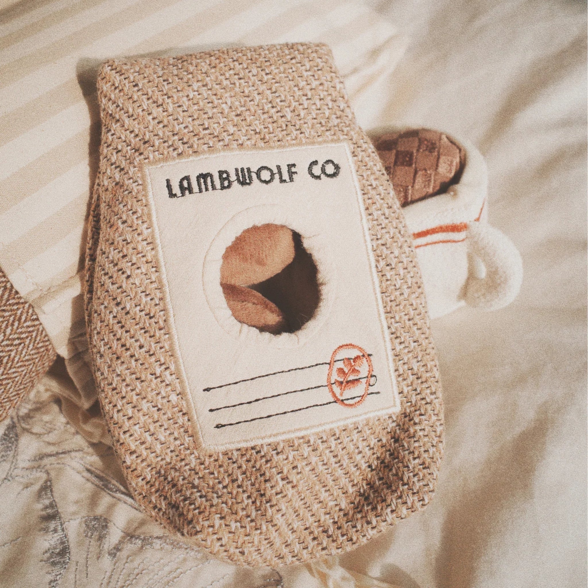 Enrichment Dog Toy - Coffee Beans - Lambwolf Collective - La Maison Mou