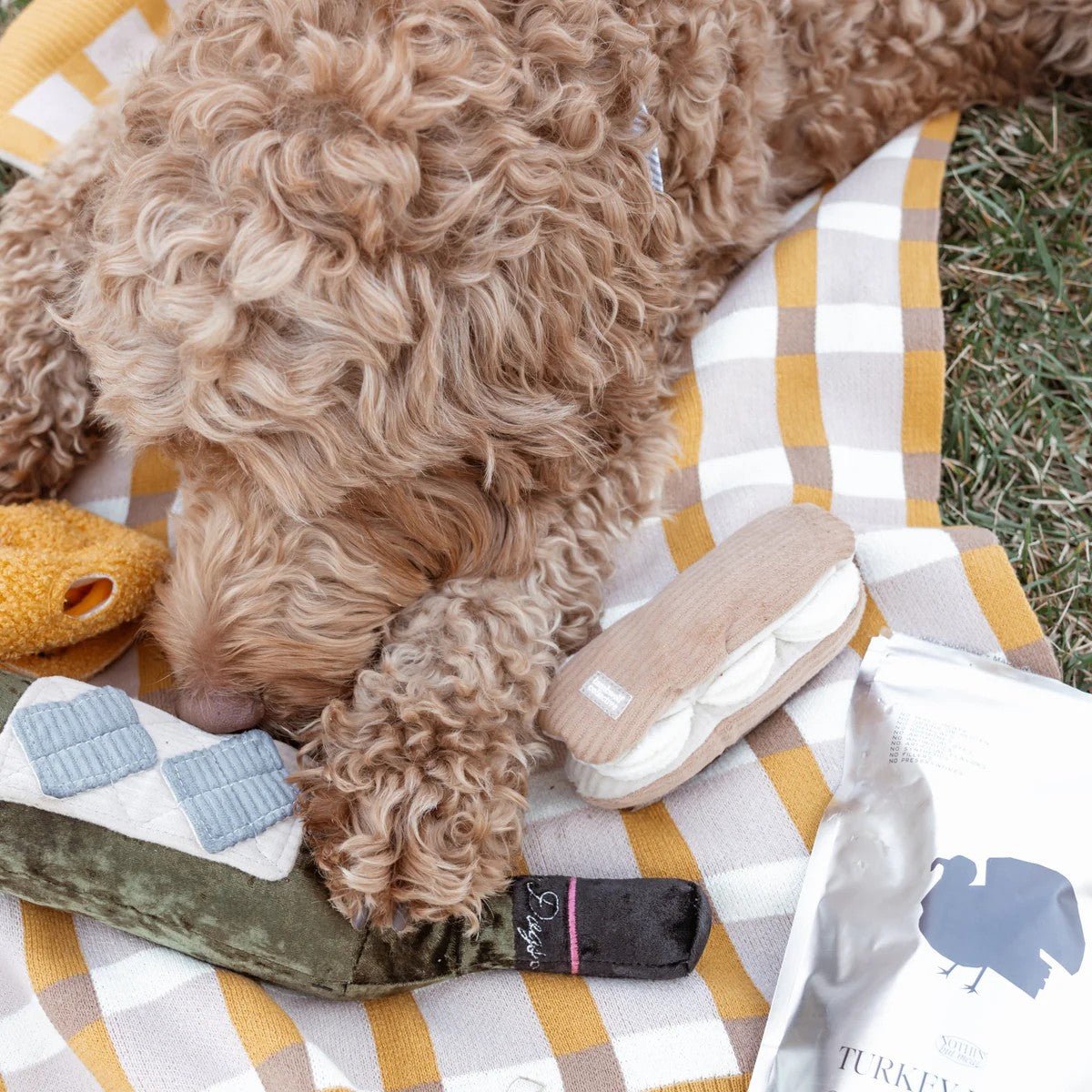Enrichment Dog Toy - Eclair - Lambwolf Collective - La Maison Mou
