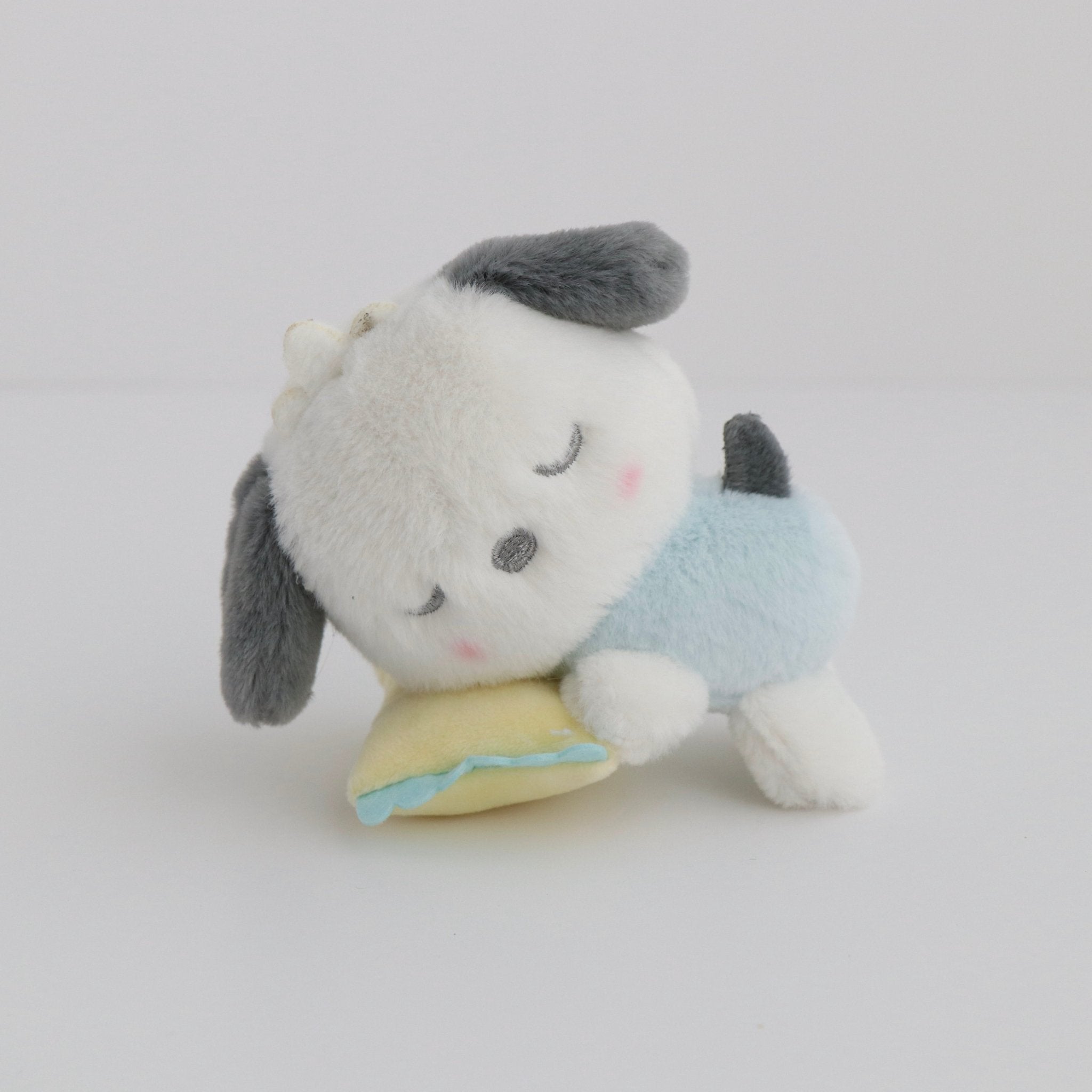 Plush Keychain - Pochacco Asleep - La Maison Mou - La Maison Mou